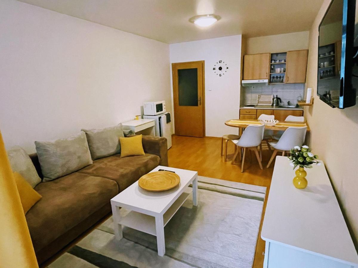 Apartman & Studio Tyrkys Spiezovec Donovaly Exteriör bild
